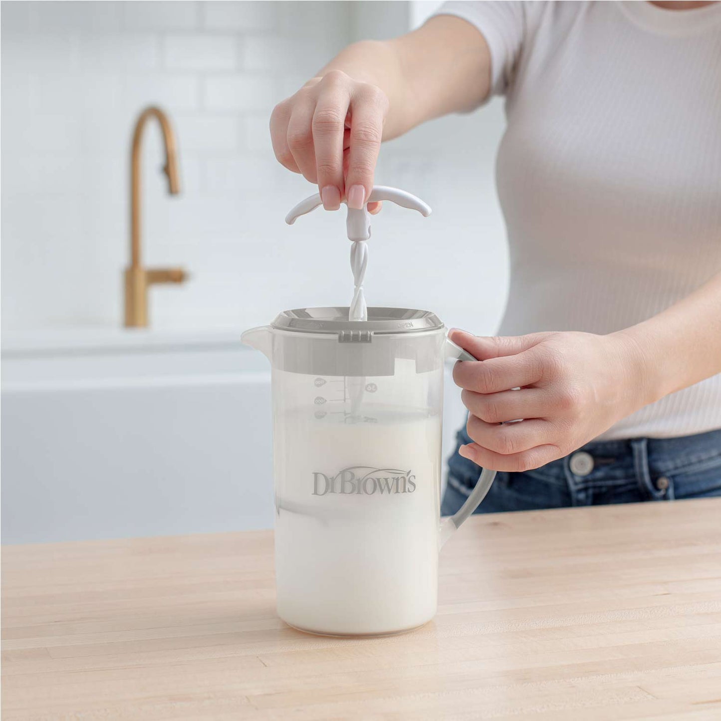 Dr. Brown's® Formula Mixing Pitcher