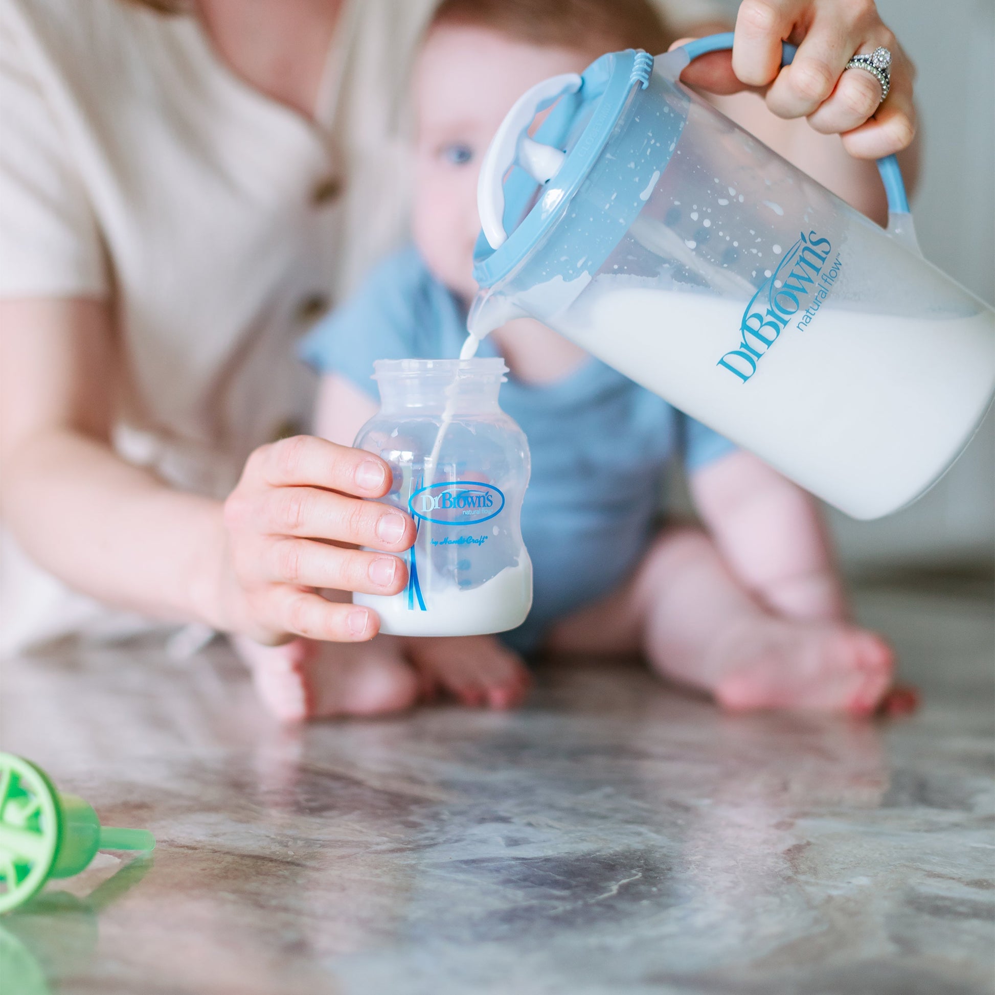 Dr. Brown's® Formula Mixing Pitcher